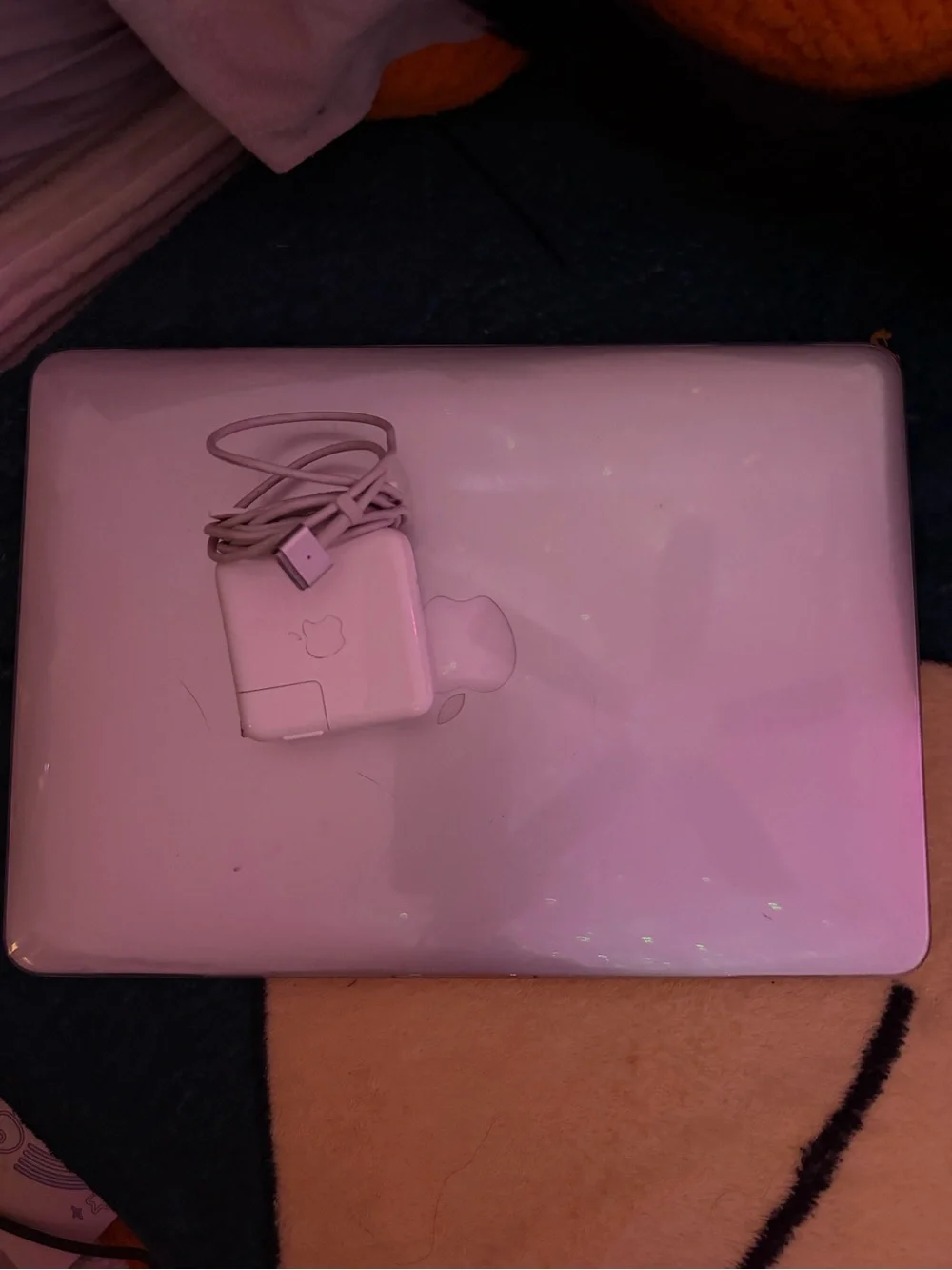Silver restored Apple macbook air 2017 13”